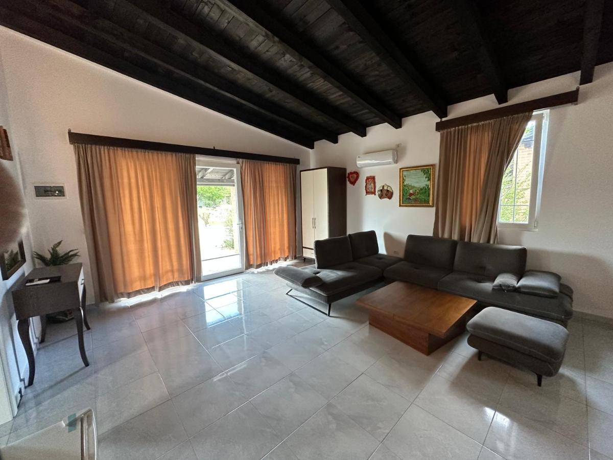 Ara E Vjeter Resort Velipojë Buitenkant foto